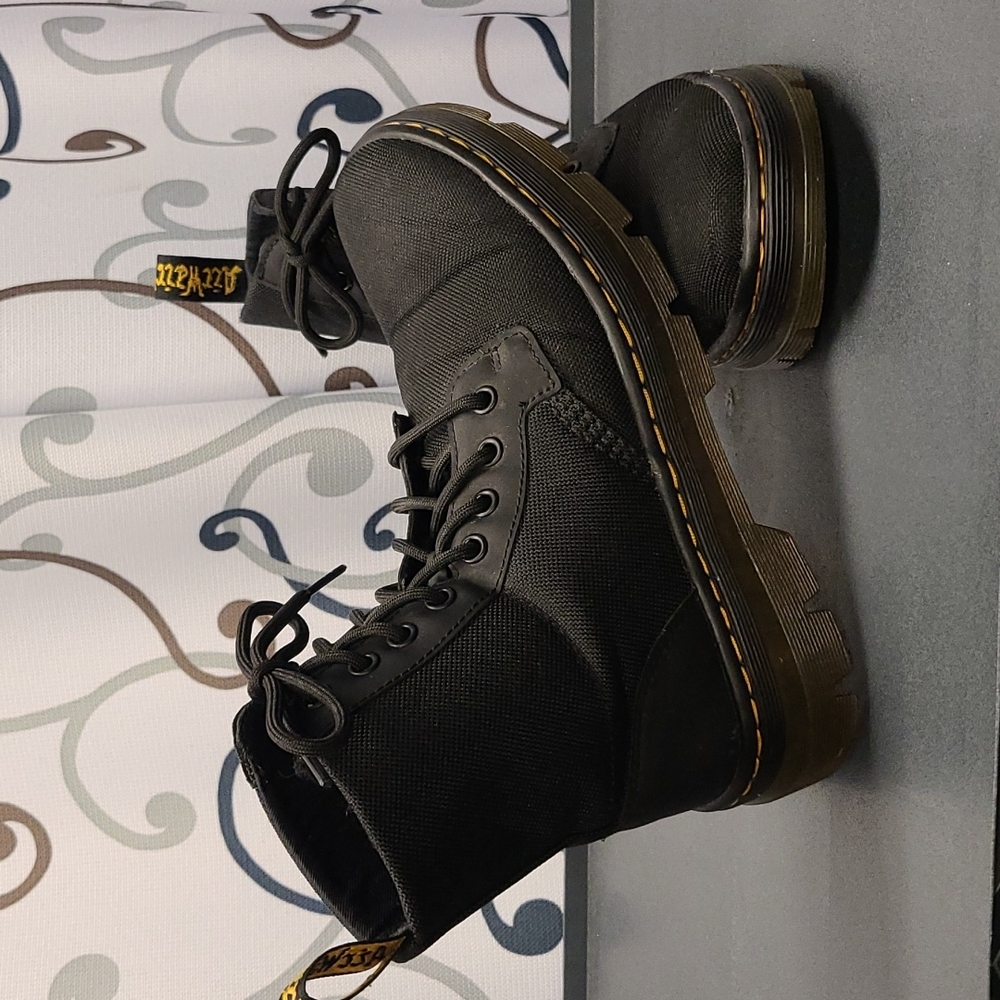 Dr. Marten Boots